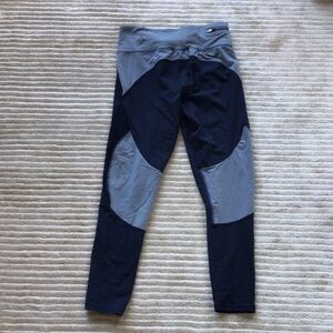Women's Black and Gray Leggings